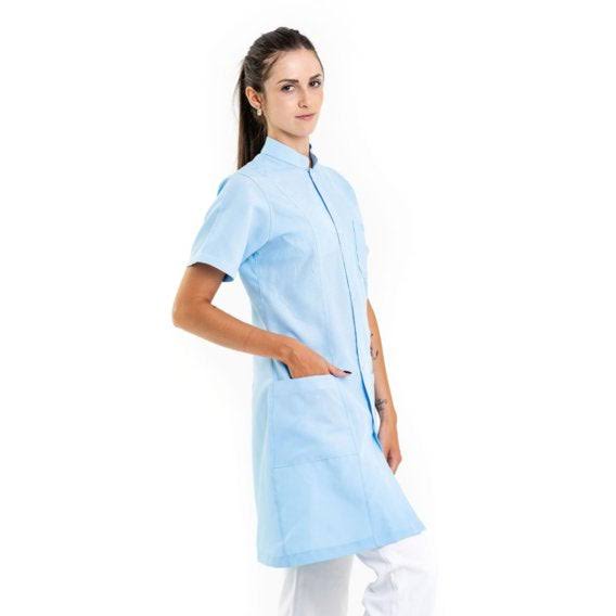 811082 - OFERTAS RELÂMPAGO - Jaleco Fem. Acinturado Tecido Oxford Gola Padre Manga Curta.