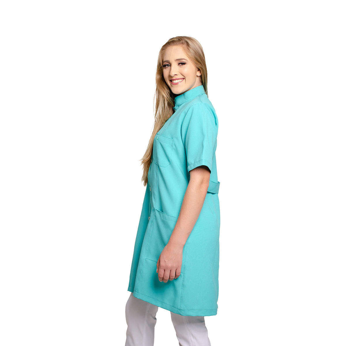 811082 - OFERTAS RELÂMPAGO - Jaleco Fem. Acinturado Tecido Oxford Gola Padre Manga Curta.