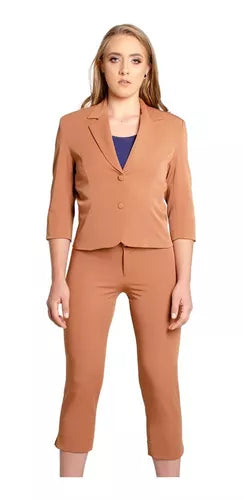 123940 - QUEIMA DE ESTOQUE. Conjunto Blazer ¾ C/forro, Calça Cigarrete Tecido Gabardine.